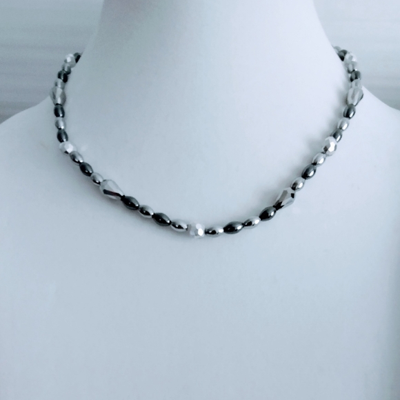 MRAOrigins Jewelry - Ladies Handmade Silver/Hematite Necklace